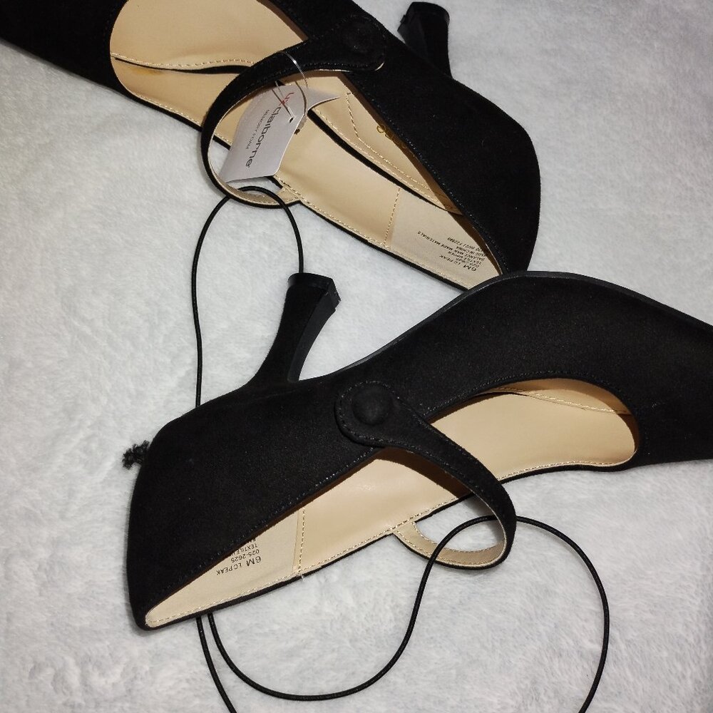 Women's LC Peak/Black Shoes Size 6M. NWT/NWOB. Retail $65.00. - Picture 5 of 7